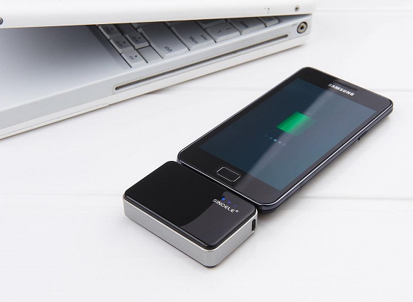 اضغط على الصورة لعرض أكبر. 

الإسم:	Portable-Android-Smartphone-External-Battery40.jpg 
مشاهدات:	1 
الحجم:	47.9 كيلوبايت 
الهوية:	193144